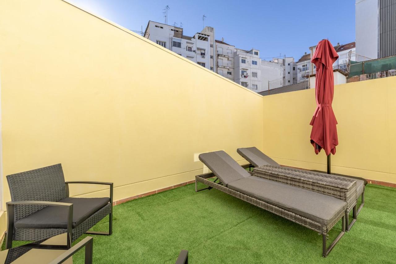 Marvellous Apt With A Large Private Terrace Валенсия Экстерьер фото